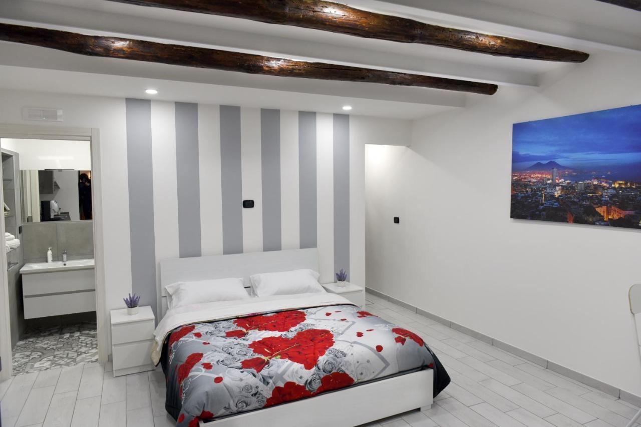 Montesantogroup Holiday House نابولي المظهر الخارجي الصورة